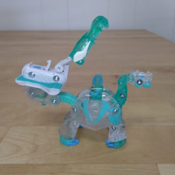 BAKUGAN Ramparian Ultra Translucent Armored Alliance Geogan Rising W/Battle Gear - Picture 5 of 10